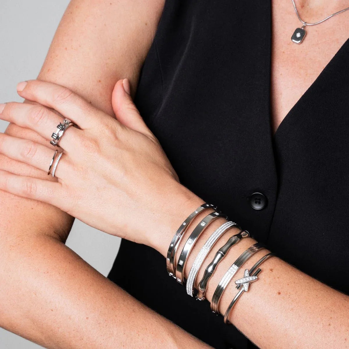 Bracelete Algarismo Romanos Entrelaçados - Prata