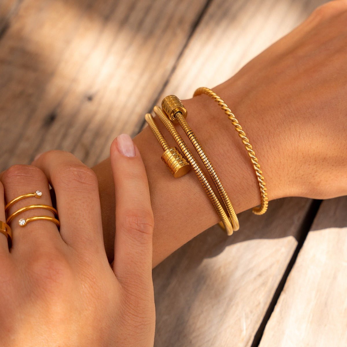 Bracelete Twist Banhado em Ouro 18K