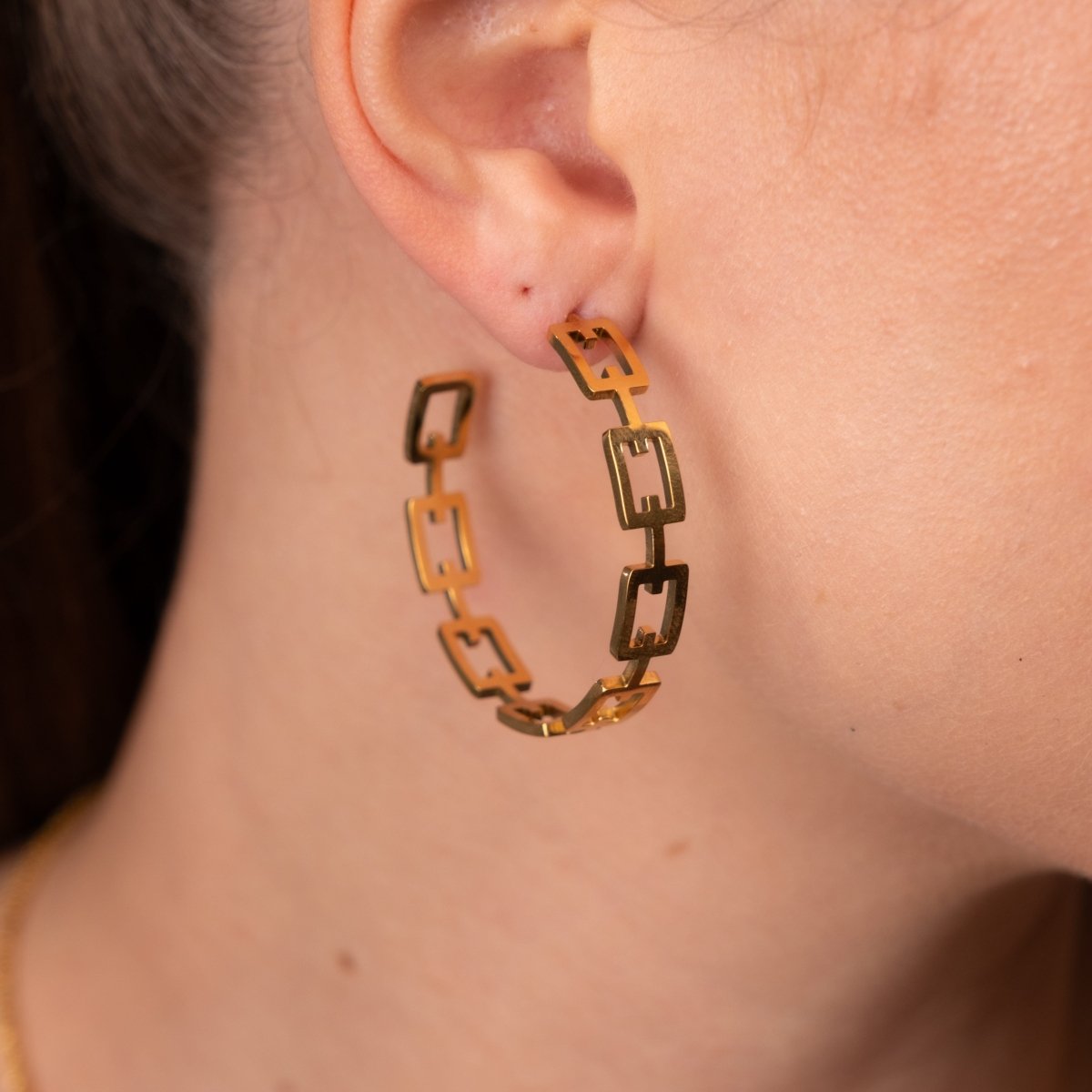 Brinco de Argola Alexandra Banhado em Ouro 18K