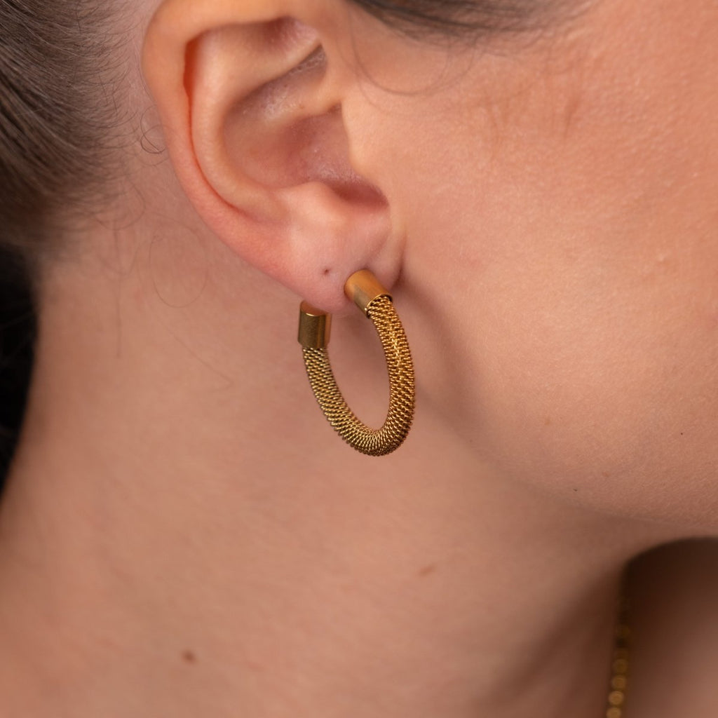 Brinco de Argola Isabella Malha Banhado em Ouro 18K