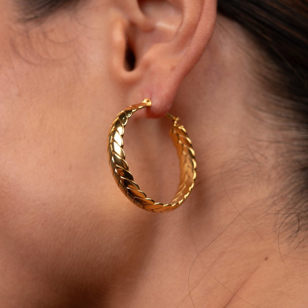 Brinco de Argola Pompeia Banhado em Ouro 18K