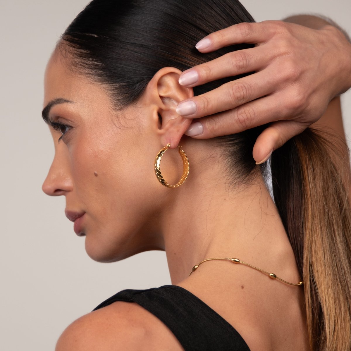Brinco de Argola Pompeia Banhado em Ouro 18K