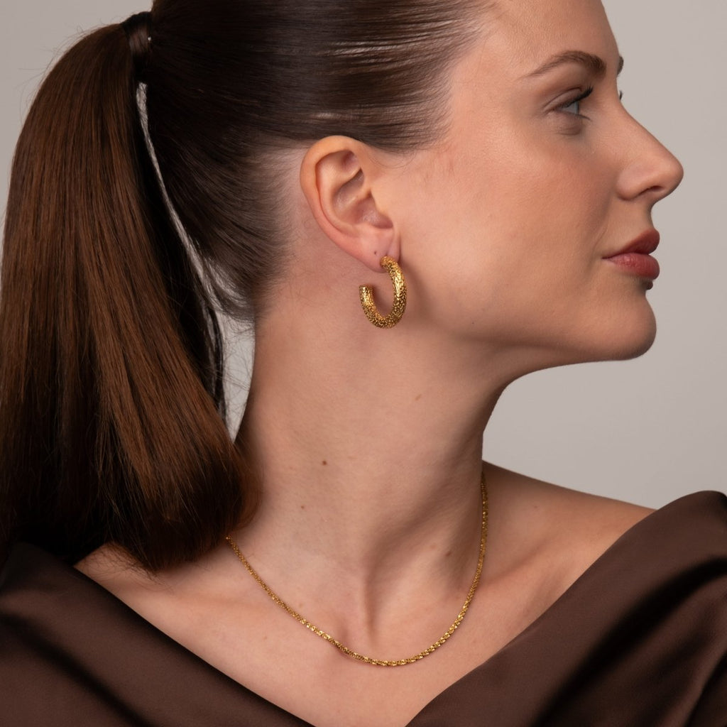 Brinco de Argola Textura Banhado em Ouro 18K