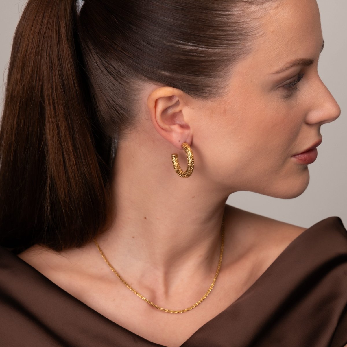 Brinco de Argola Textura Banhado em Ouro 18K