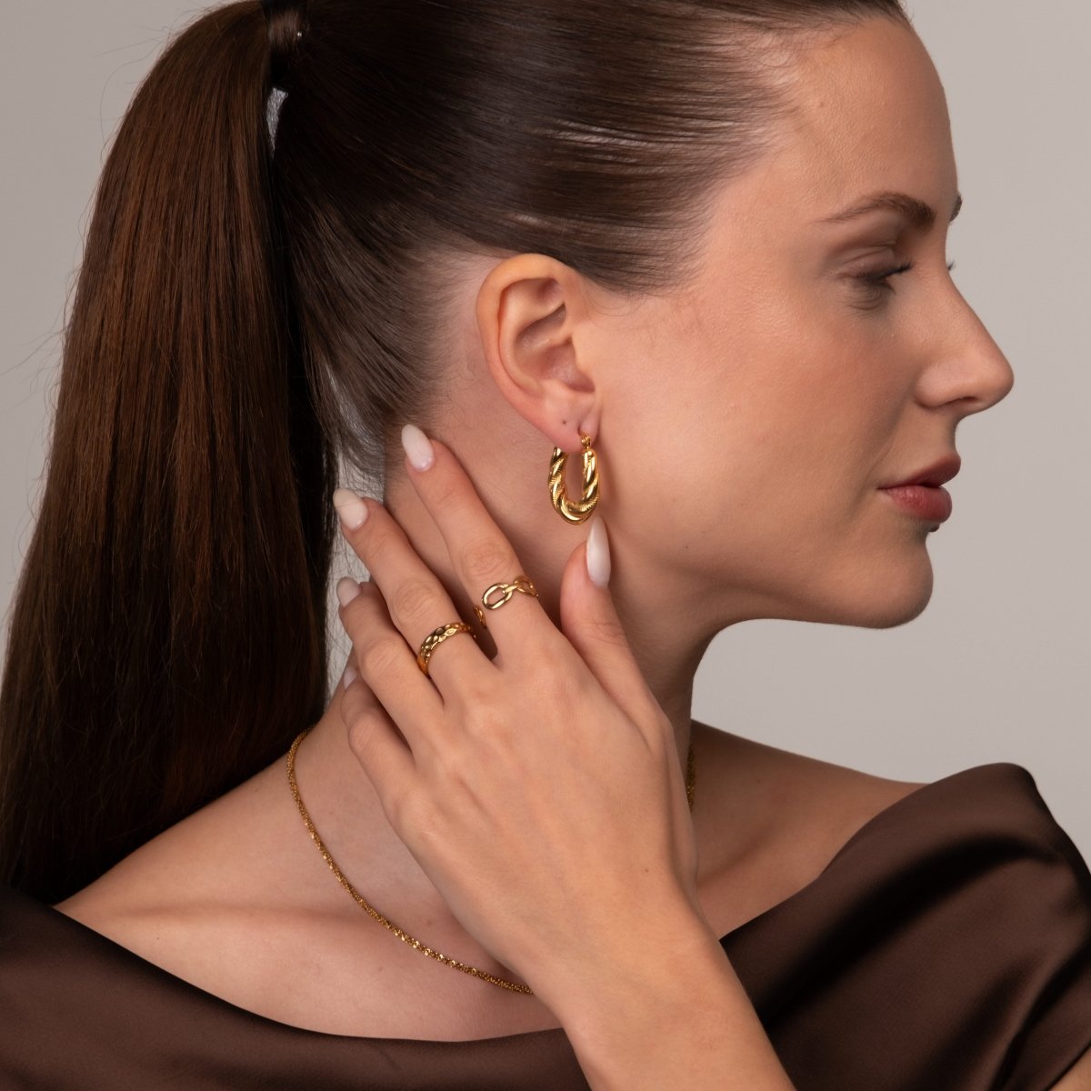 Brinco de Argola Torcido Banhado em Ouro 18K