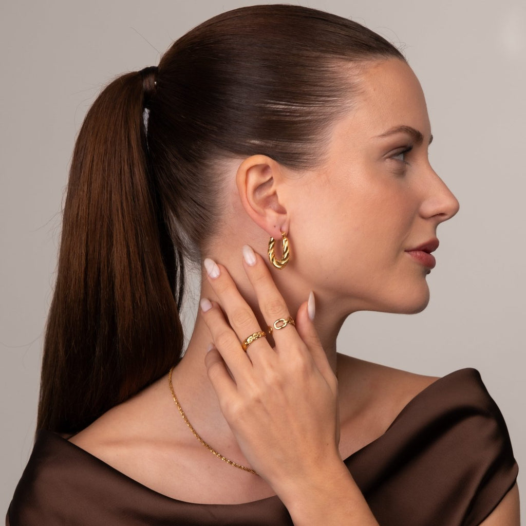Brinco de Argola Torcido Banhado em Ouro 18K
