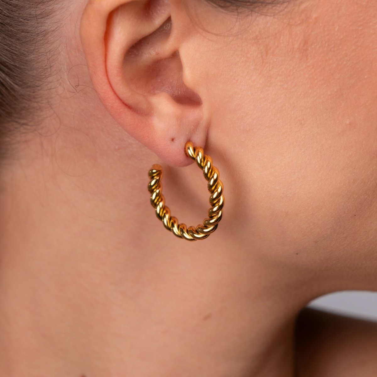 Brinco Twist Banhado em Ouro 18k