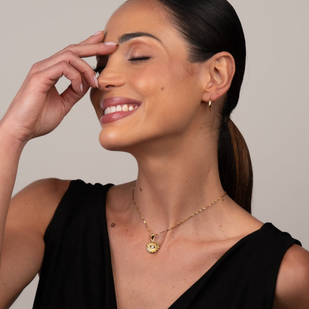 Colar Eye Banhado em Ouro 18K
