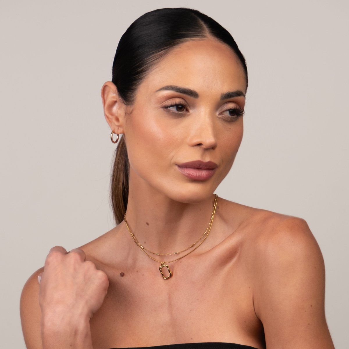 Mix de Colares Pingente Abstrato Banhado em Ouro 18K